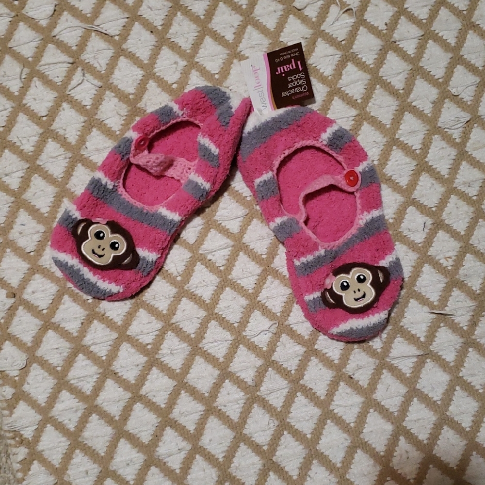 "Monkey" ballet flat style slippers size 6-10-new.Box#6